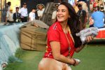 Preity Zinta showing her nude ass and pussy at ipl ground