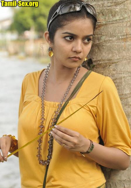 South Indian Sexy TV Actress Swathi Nude Showing Big Boobs And Nipples